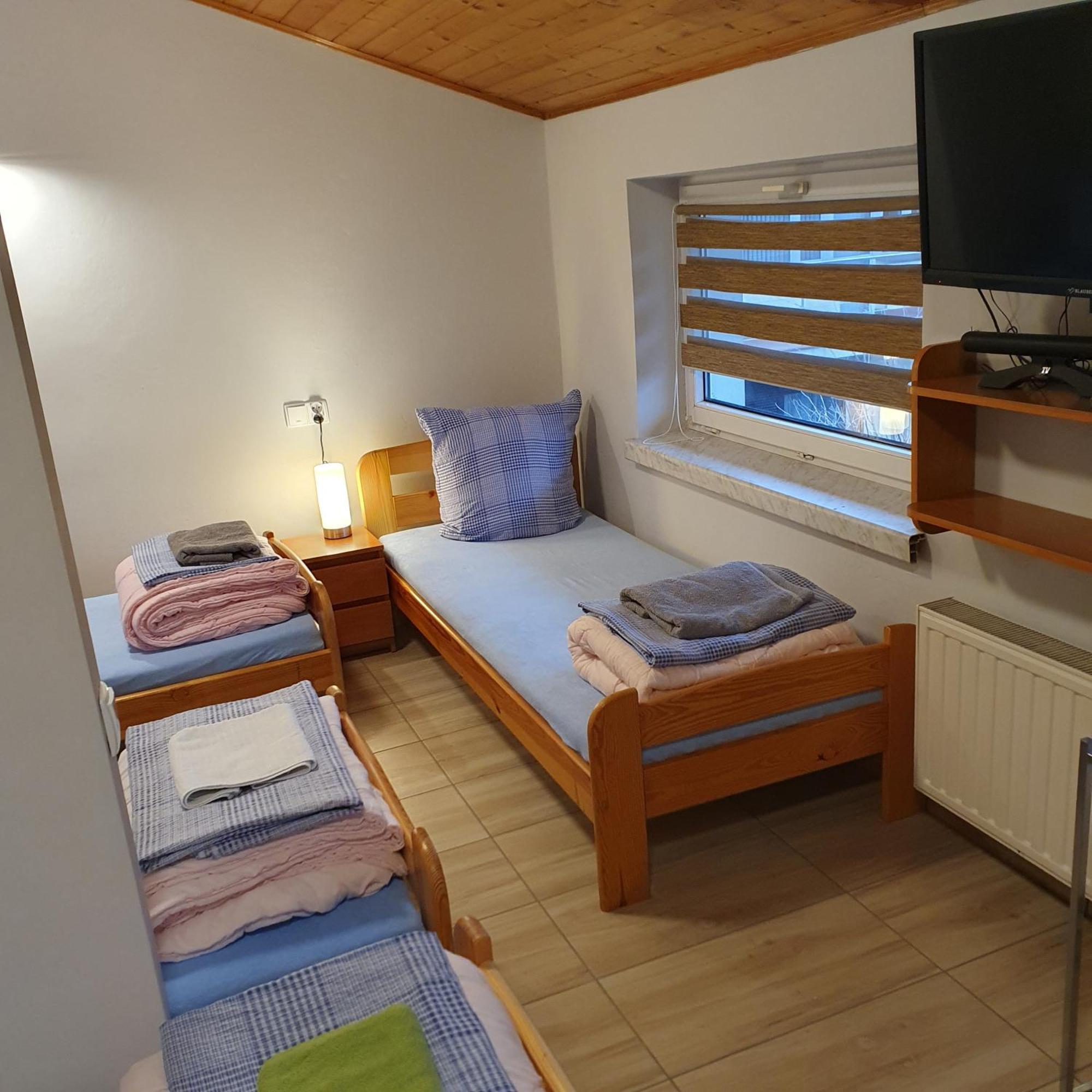 Noclegi Silesia Aster Tychy Quarto foto