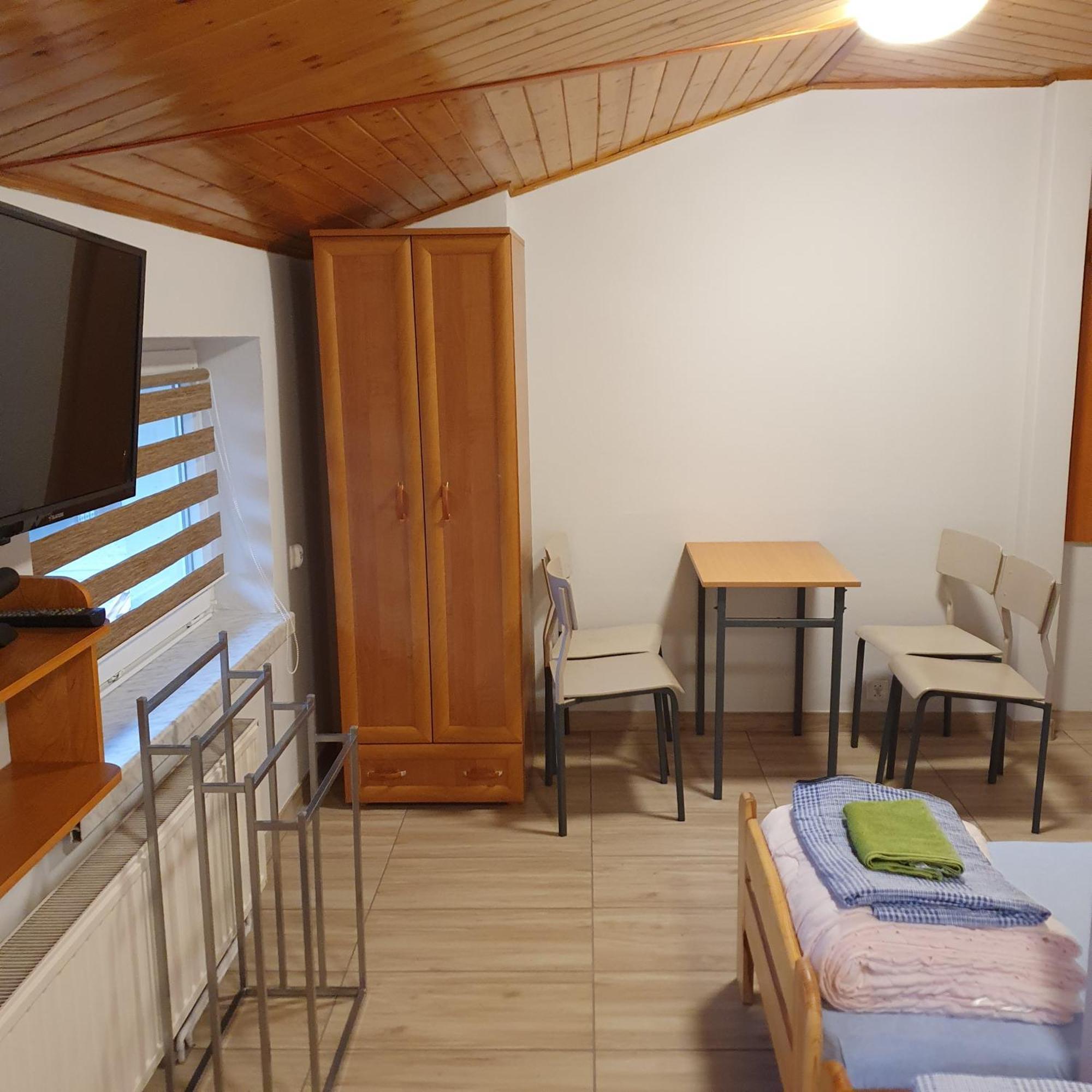 Noclegi Silesia Aster Tychy Quarto foto